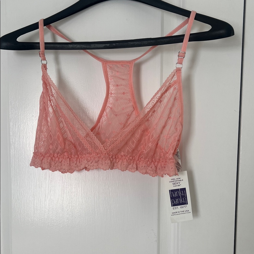 HANKY PANKY GEOMESH RACERBACK BRA IN CORAL COLOR SIZE MEDIUM BNWT